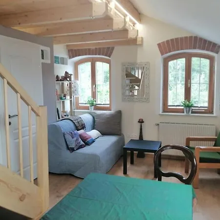 Atelieo Beim Nussbaum דירה Ternitz