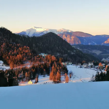 Atelieo Beim Nussbaum Ternitz