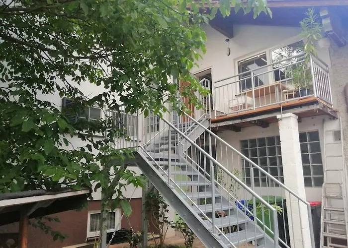 Apartamento Atelieo Beim Nussbaum Ternitz